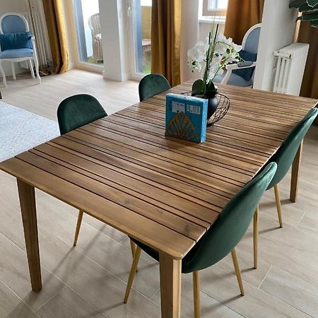 Grand Appartement Courbevoie Paris エクステリア 写真