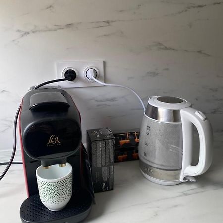 Grand Appartement Courbevoie Paris エクステリア 写真