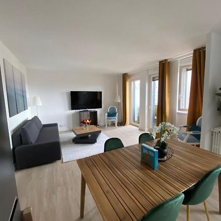 Grand Appartement Courbevoie Paris エクステリア 写真