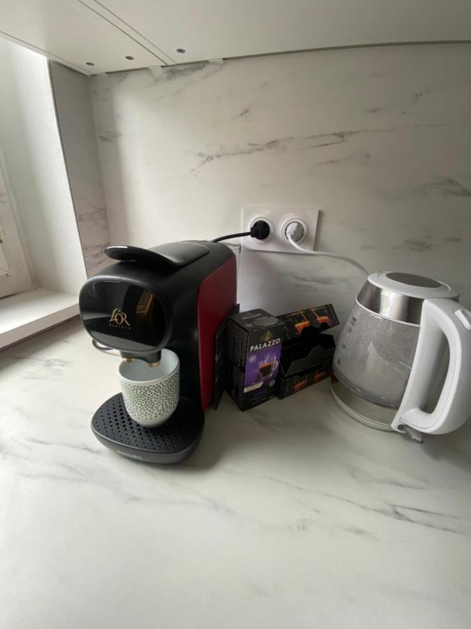 Grand Appartement Courbevoie Paris エクステリア 写真