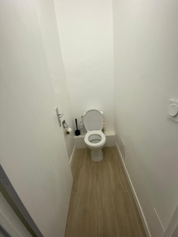 Grand Appartement Courbevoie Paris エクステリア 写真