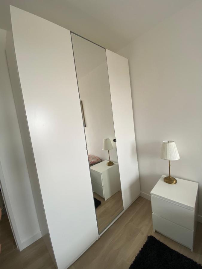 Grand Appartement Courbevoie Paris エクステリア 写真