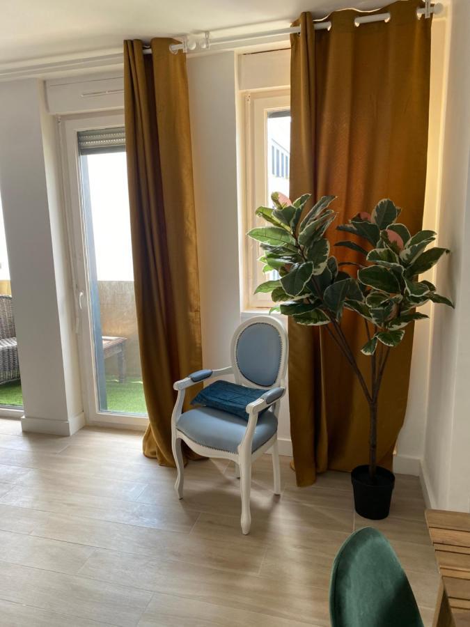 Grand Appartement Courbevoie Paris エクステリア 写真